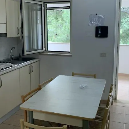 Villaggio La Giara 비에스테