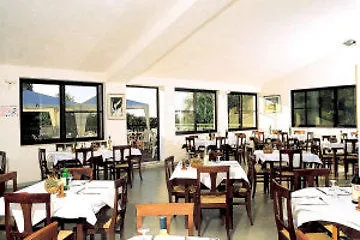 Villaggio La Giara 3*